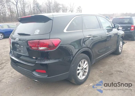 2019 Kia Sorento 2.4L Lx из США, поврежденный, VIN 5XYPG4A31KG553599